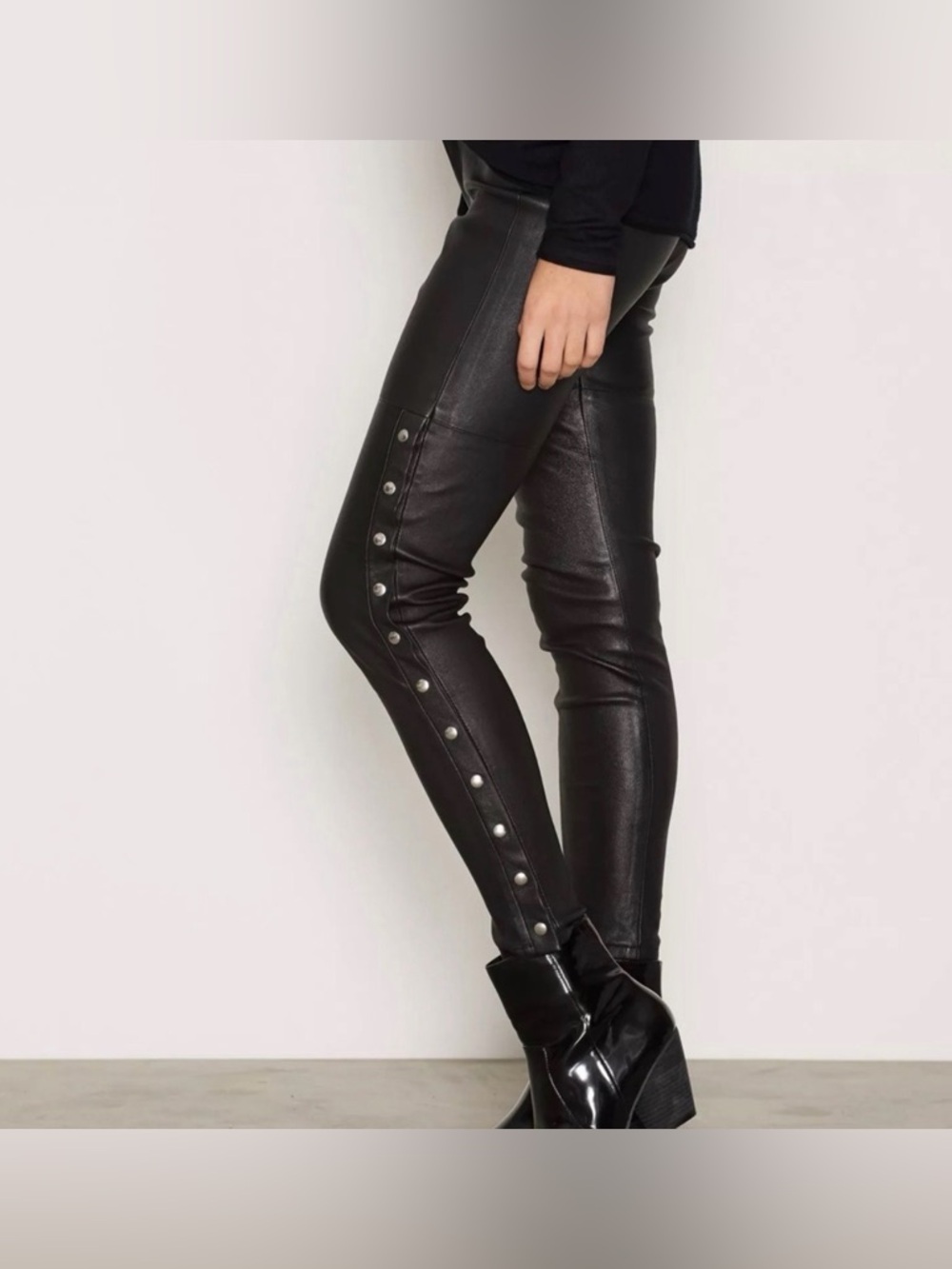 NWT IRO “Sabrina” Black Leather Leggings Euro 34 US 2